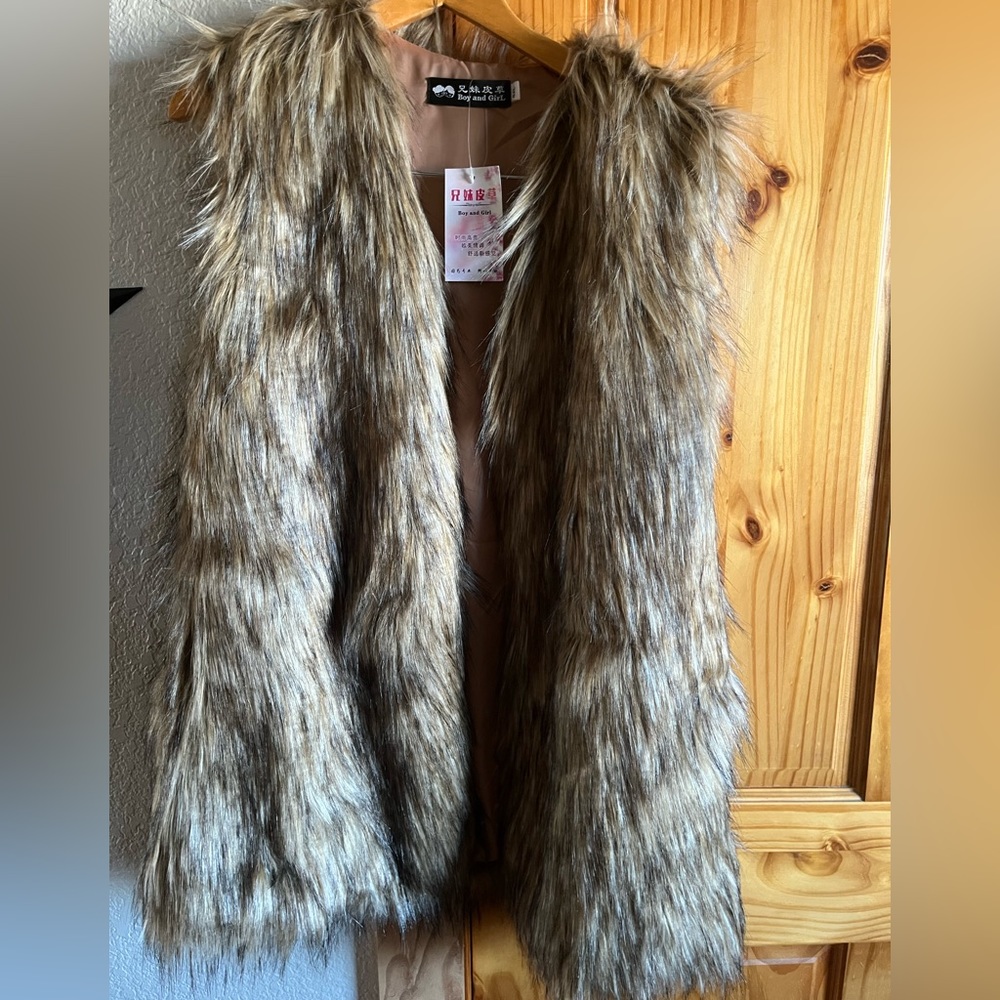 Fur vest NWT brown